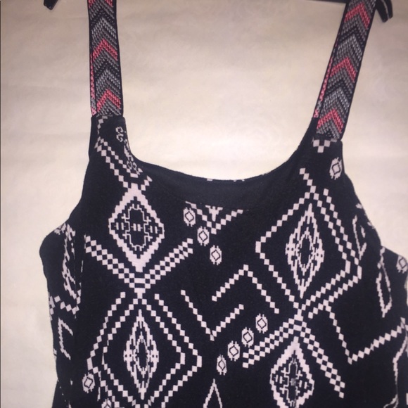 Romper - Picture 2 of 5